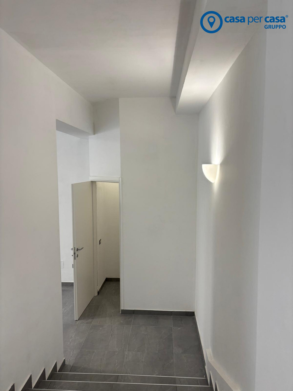 4986874 10