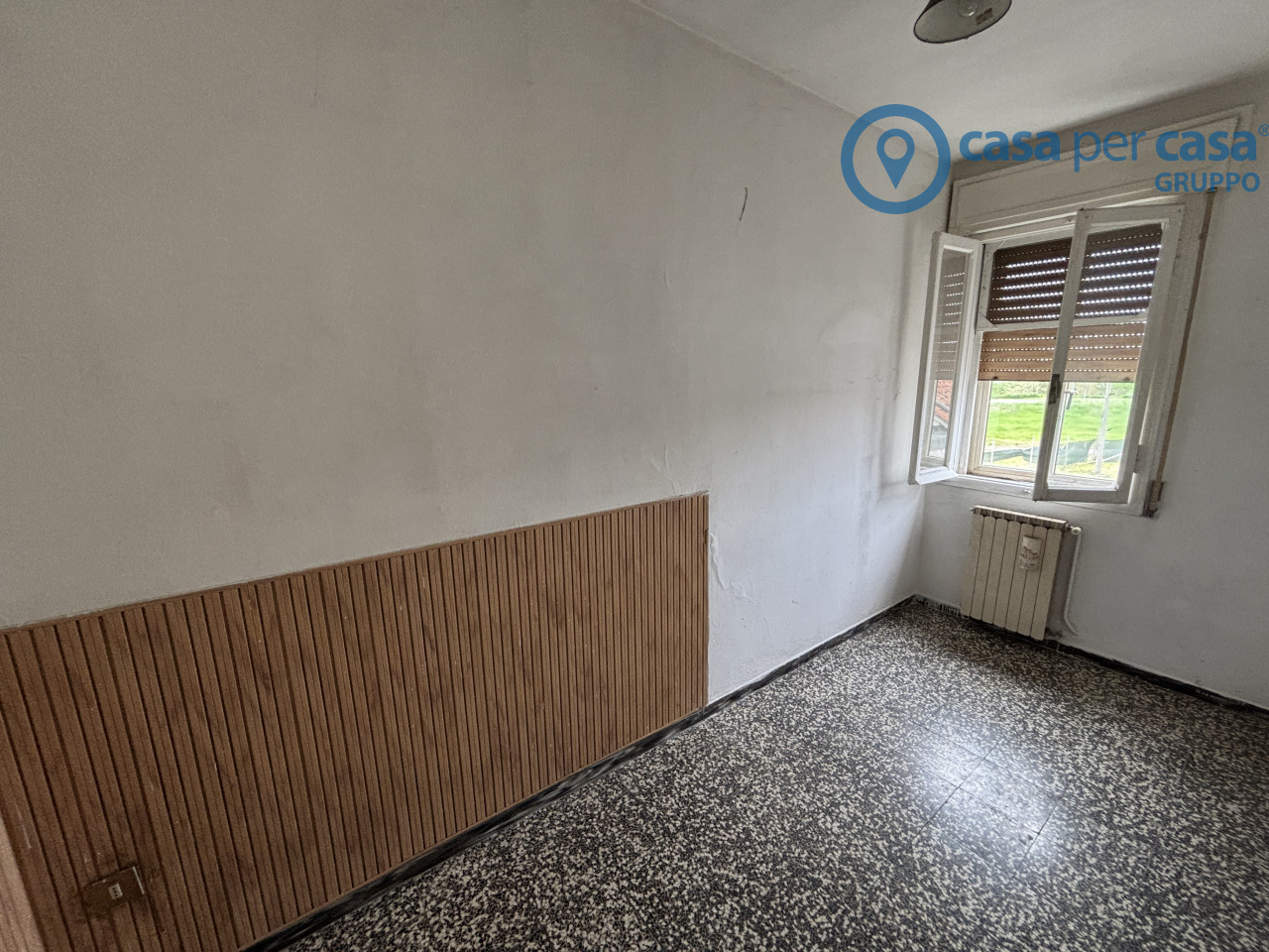 4972733 14