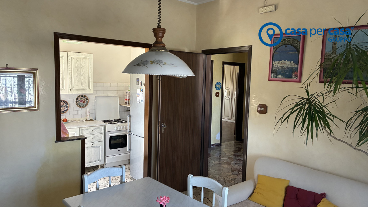 BIFAMILIARE IN ORIZZONTALE A GAVELLO