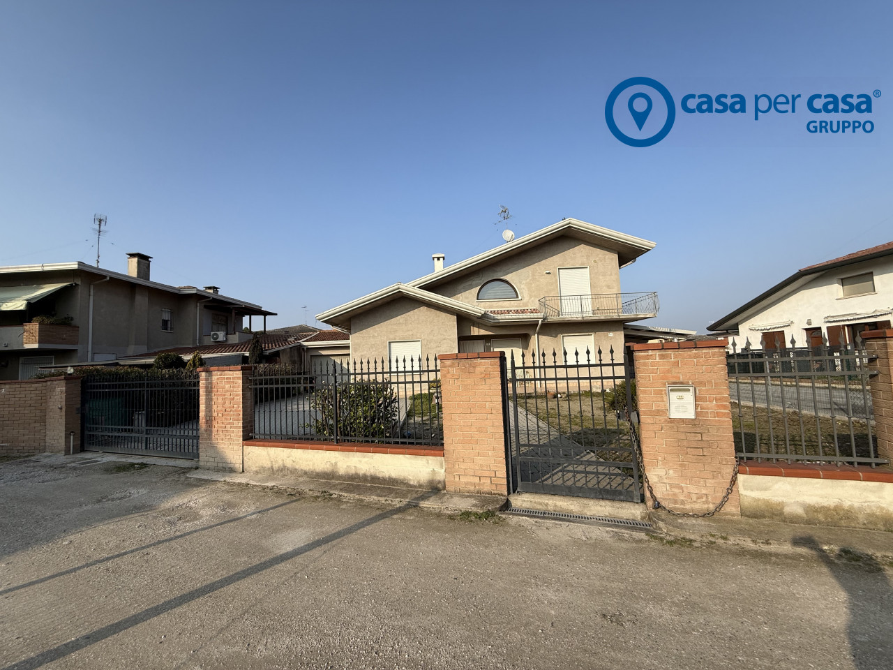 Villa di Prestigio a due passi dal centro